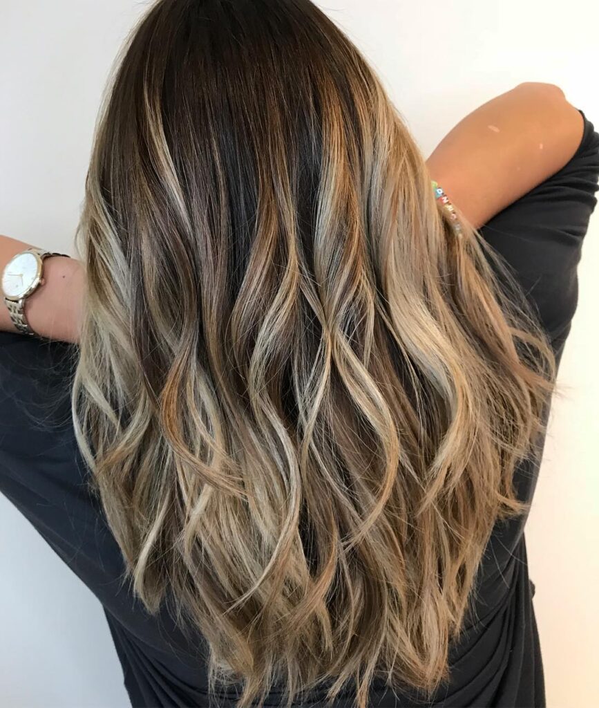 10-layered-bronde-balayage-long-hair